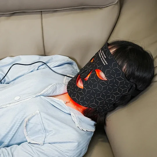 LED Light Therapy 3D Face Mask
